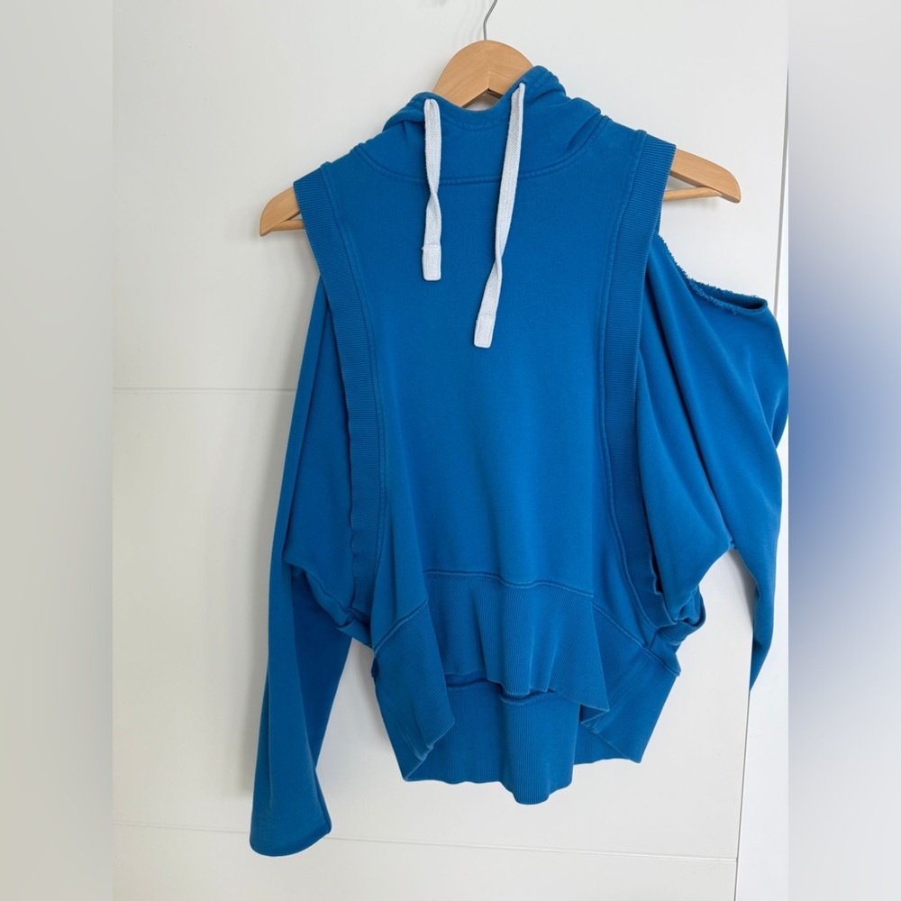 Zara Vibrant Blue Knit Top